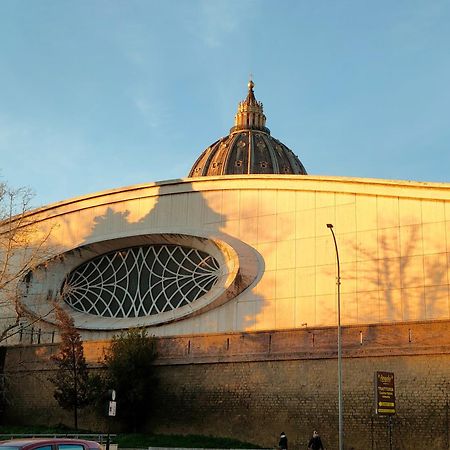 Beplace Holy See Рим Экстерьер фото